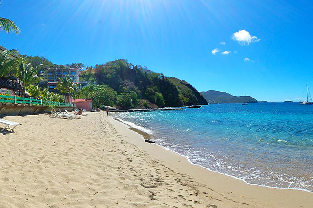 Reservation hotel Le Bois Joli aux Saintes en Guadeloupe ~ Hotel Du Bois Joli Les Saintes Reservation hotel Le Bois Joli aux Saintes en Guadeloupe ~ Hotel Du Bois Joli Les Saintes