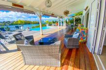 location-villa-prestige-Martinique-terrasse