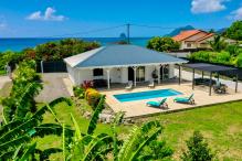 01Location-villa-piscine-4-chambres-sainte-luce_piscine