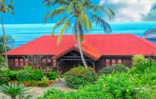 Location villa coluche pour 11 personnes avec vue mer dans jardin botanique deshaies guadeloupe
