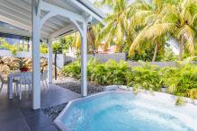 Location villa 2 chambres piscine proche plage Ste Anne Guadeloupe - Piscine