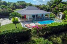 A louer St François Guadeloupe villa 3 chambres pour 6 personnes avec piscine