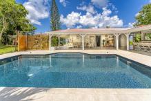 Location villa Grand Bourg Marie Galante_ Piscine 