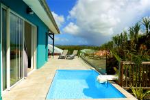MQTI46 appartement de standing piscine vue mer Trois Ilets Martinique 