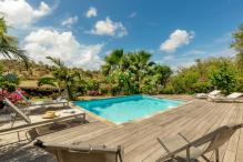 Villa de standing avec piscine proche plage Le Vauclin Martinique