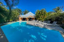 Location-Villa-Saint-François-Guadeloupe-piscine