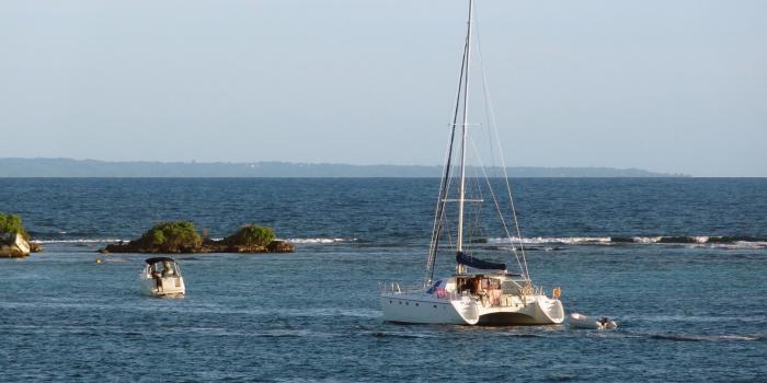 Catamaran-Guadeloupe-Nautisme Catamaran-Guadeloupe-Nautisme