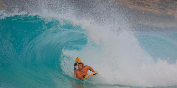 Body-surf-Mullet-Saint-Martin-saint-martin.org