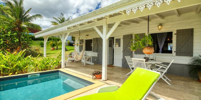 Location-bungalow--luxe-Martinique-Terrasse