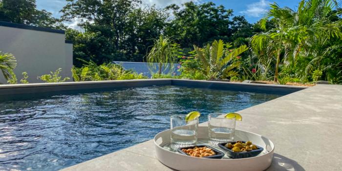 1_Location-villa-Deshaies-Guadeloupe-piscine