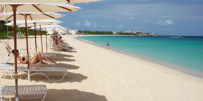 Plage de Dawn Beach sable blanc