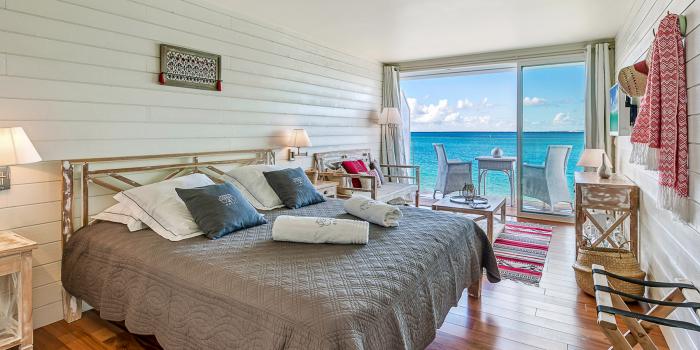 Le Temps des Cerises Boutic Hotel - Bedroom sea view