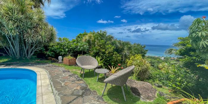 Villa Deshaies Guadeloupe__espace détente.jpg