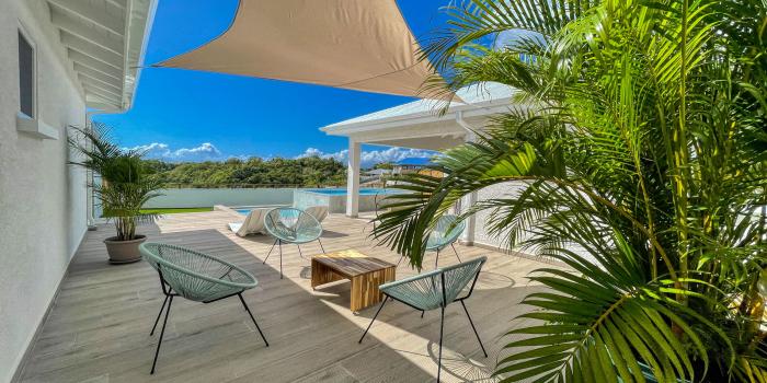A louer villa 2 chambres pour 4 personnes avec balneo sur les hauteurs du Gosier en Guadeloupe