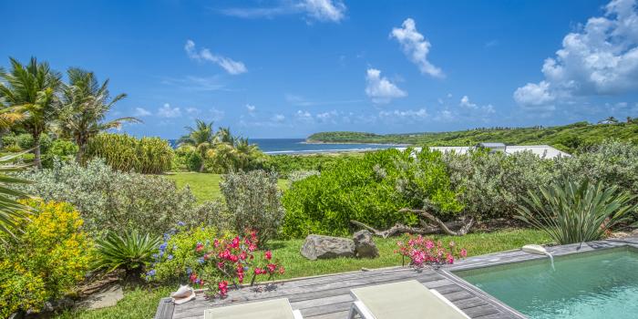 Location villa piscine accès et vue mer Le Moule Guadeloupe_terrasse