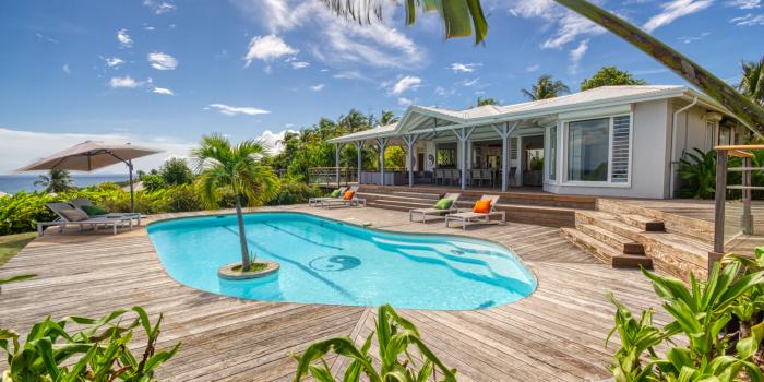 Villa de luxe vue mer avec piscine à Ste Anne en Guadeloupe 