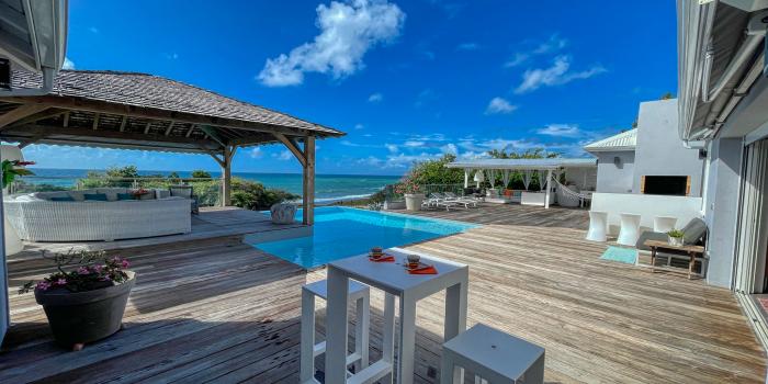 Villa à louer Sainte Anne Guadeloupe__entree salon