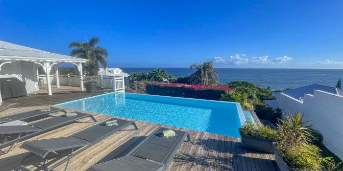 1.Location villa piscine vue mer Ste Anne Guadeloupe_Ensemble