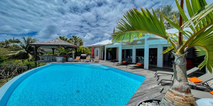 A louer villa Guadeloupe Sainte Anne - 14 personnes villa de prestige