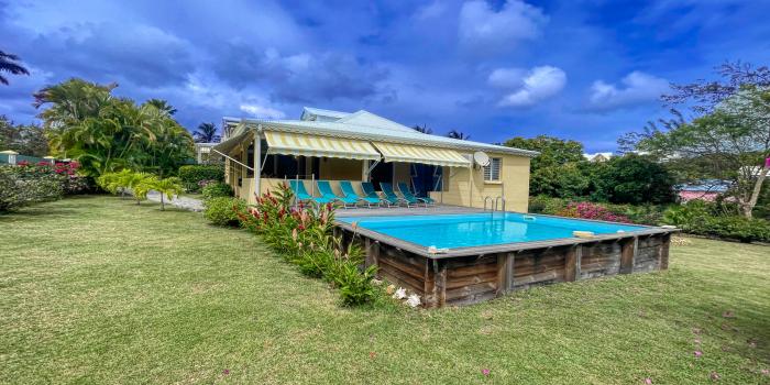 A louer villa sainte anne Guadeloupe -vue d'ensemble