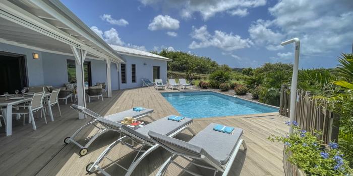 1.Location villa piscine Sainte Anne Guadeloupe_Piscine