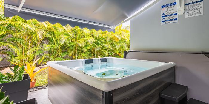 Location villa 2 chambres piscine proche plage ste anne guadeloupe - Jacuzzi