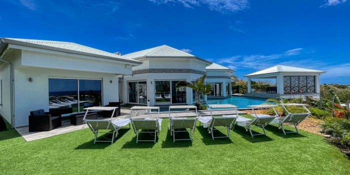 Location villa Guadeloupe Saint François - Villa 5 chambres pour 14 personnes - piscine et vue mer (2)