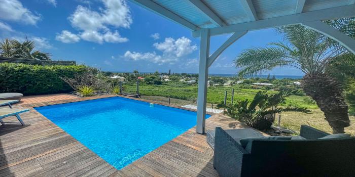 Location villa Guadeloupe Saint François - villa 1 chambre 2 adultes et 1 enfant - piscine et vue mer