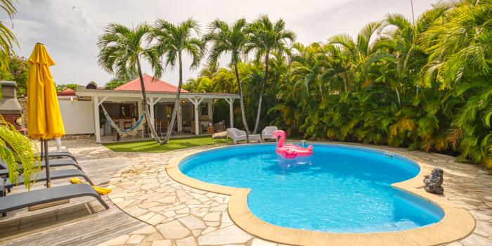 Location villa ave piscine proche plage 2 chambres 4 personnes à St François en Gualedoupe