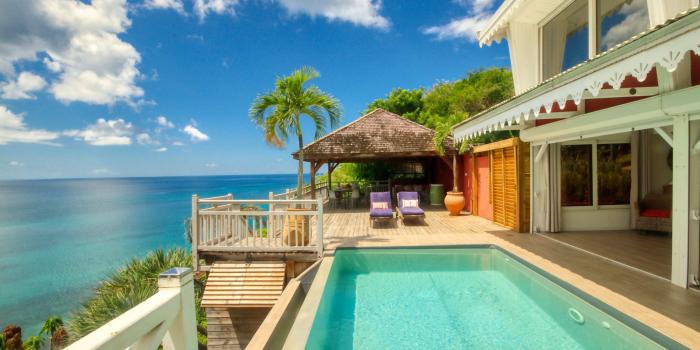 21 Location villa piscine Marinique_la piscine