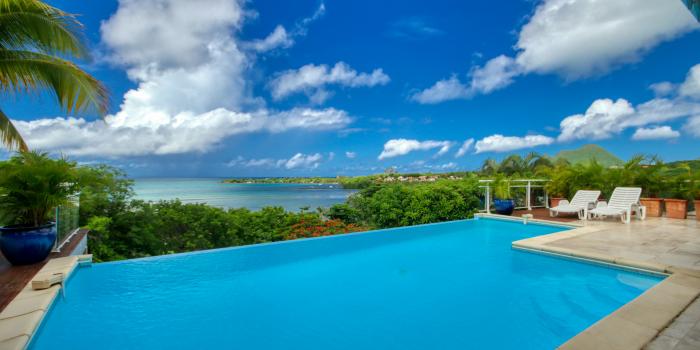 Location villa Martinique - Vue piscine1