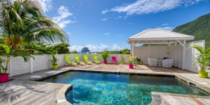 Location maison Martinique - Piscine et vue mer