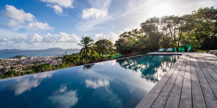 location villa de grand luxe martinique vue mer piscine