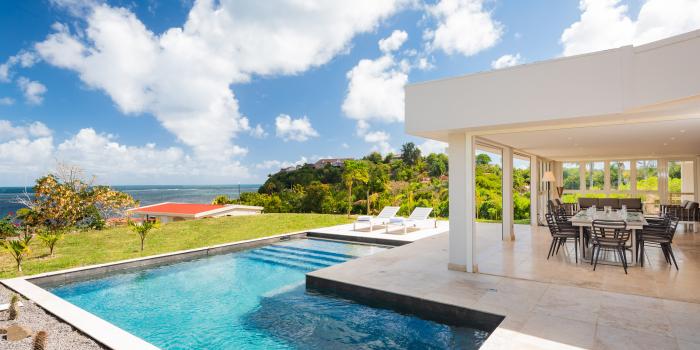 Location Villa 7 chambres 20 personnes piscine vue mer Cap Est Martinique 