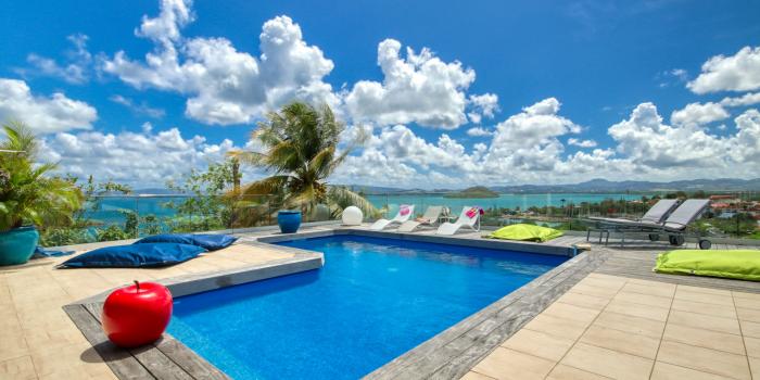 Location villa de luxe en Martinique piscine vue mer