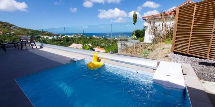 location villa de standing trois ilets Martinique vue mer piscine 