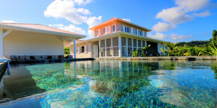 Location Martinique - Luxe avec piscine et spa proche plages sud Martinique