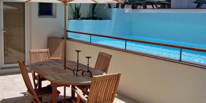 Location villa Marigot - Le coin repas de la terrasse