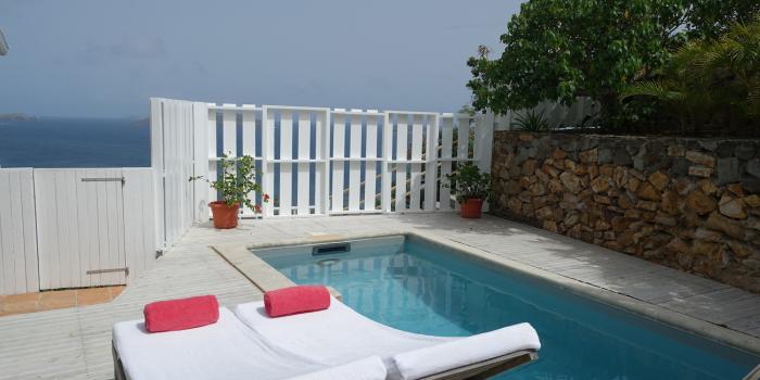 Location villa Pointe Milou - La piscine