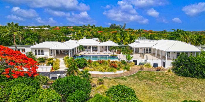 1.Location villa Encore aux Terrres Basses Saint Martin_Vue drone