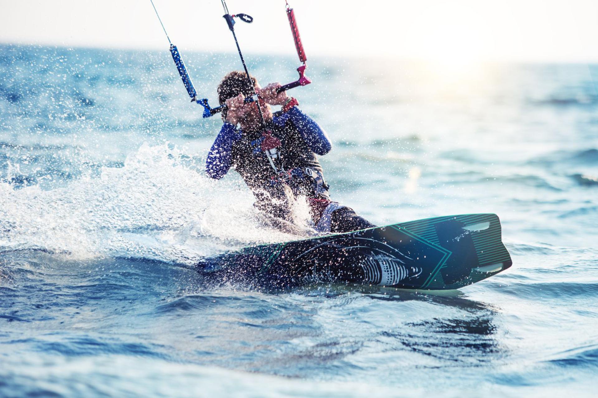 Kitesurf-sport-nautique-Saint-Martin