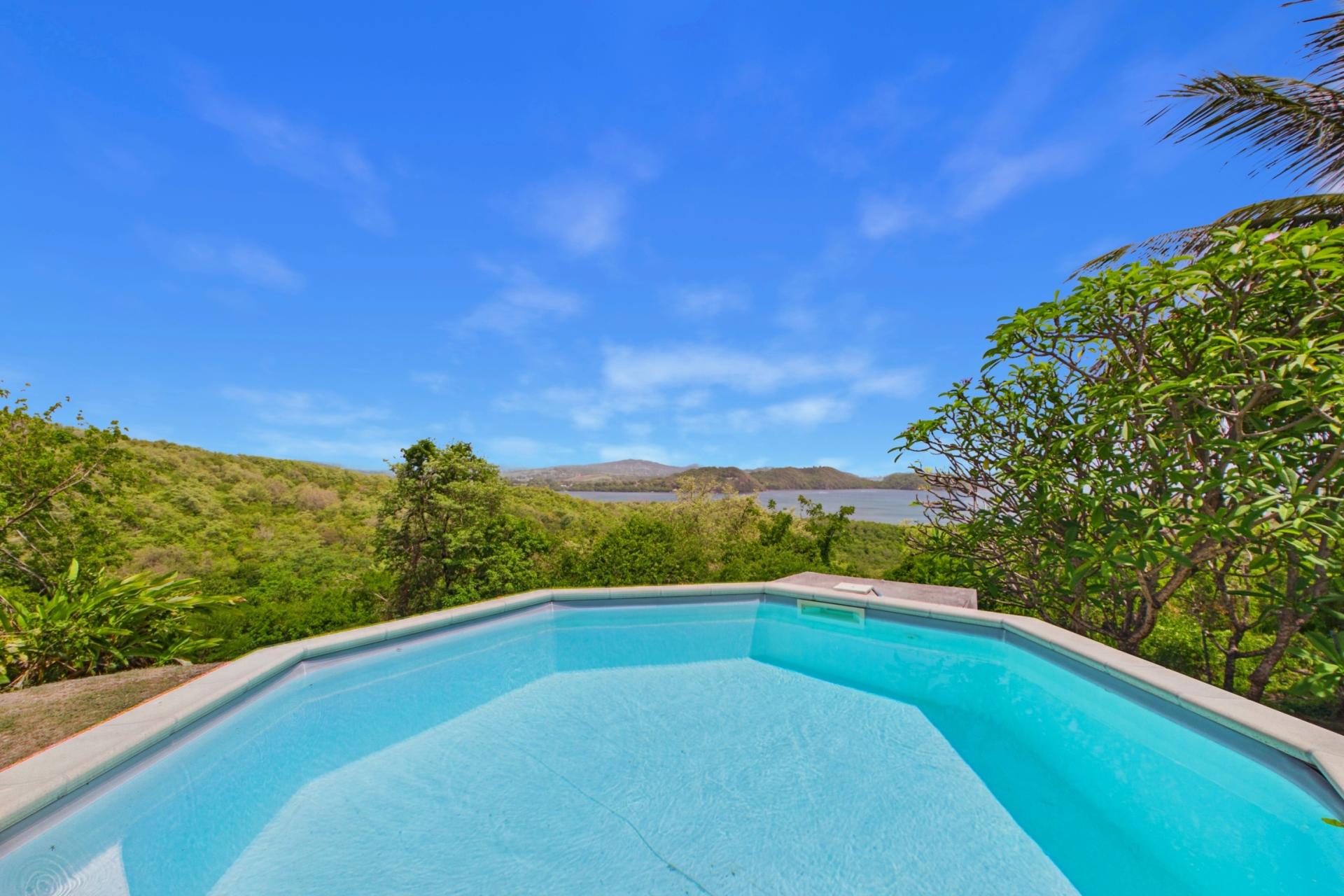 piscine-privee-chlore-vue-mer-1