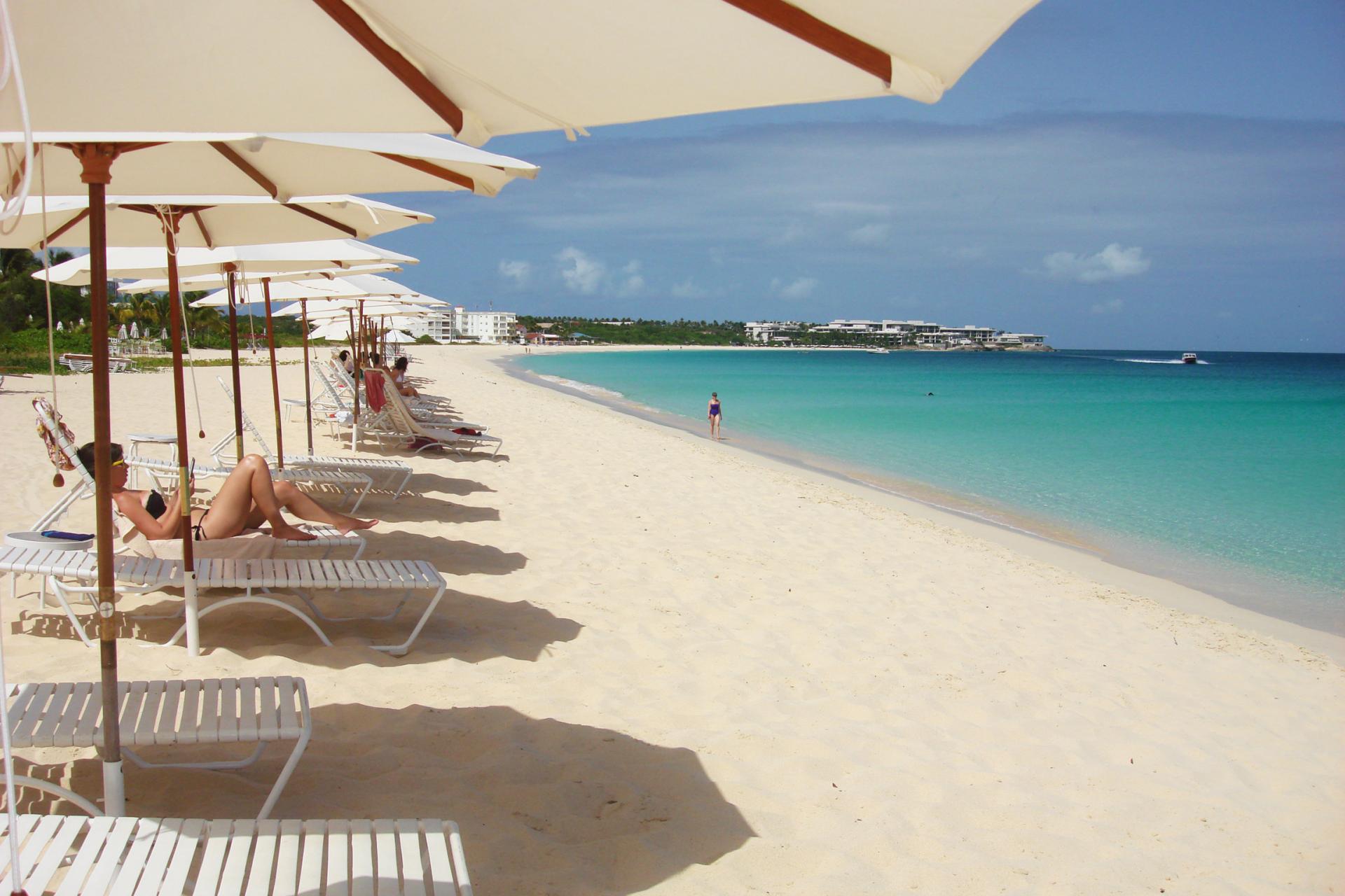 Plage de Dawn Beach sable blanc