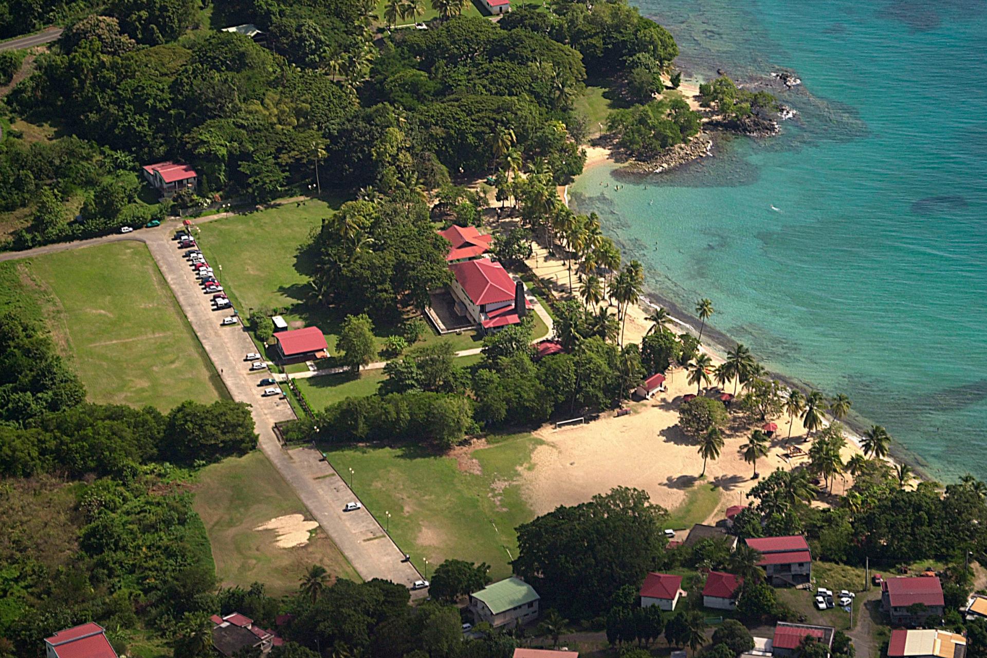 Anse Figuier beach - Sky view