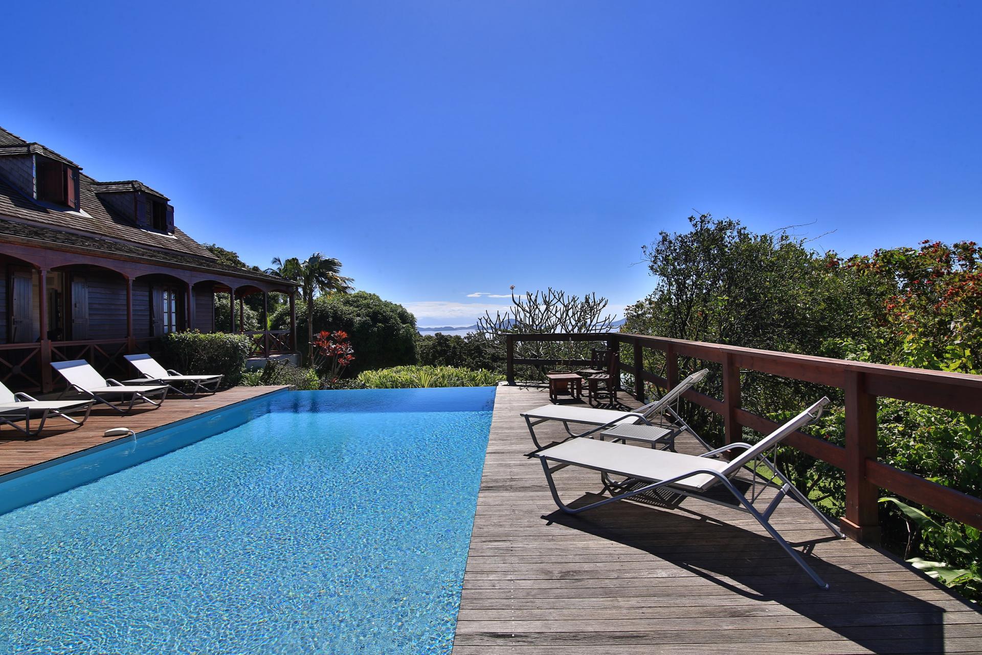Le jardin Malanga - Piscine vue mer