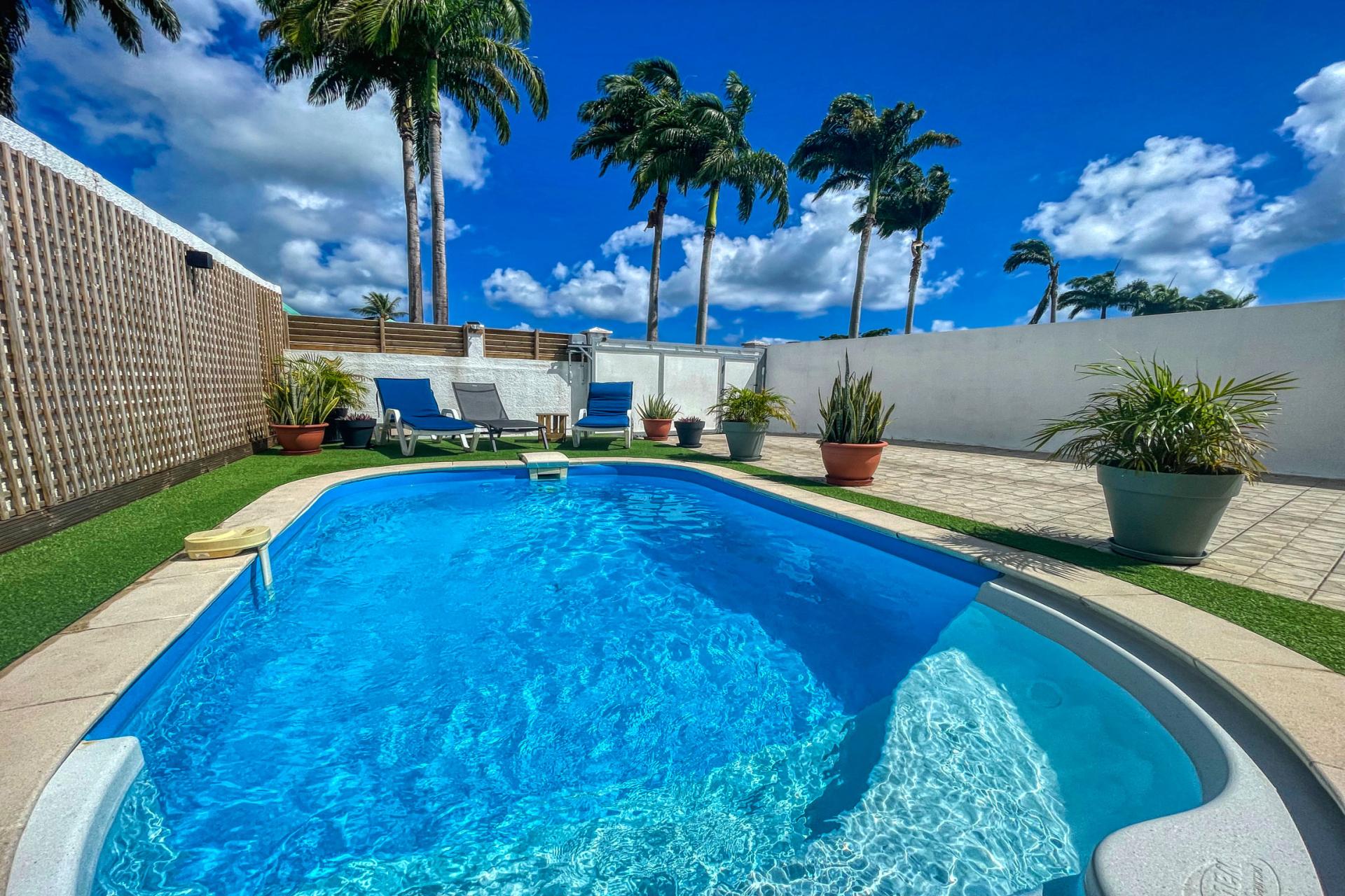 1.Location villa piscine St François Guadeloupe_Piscine