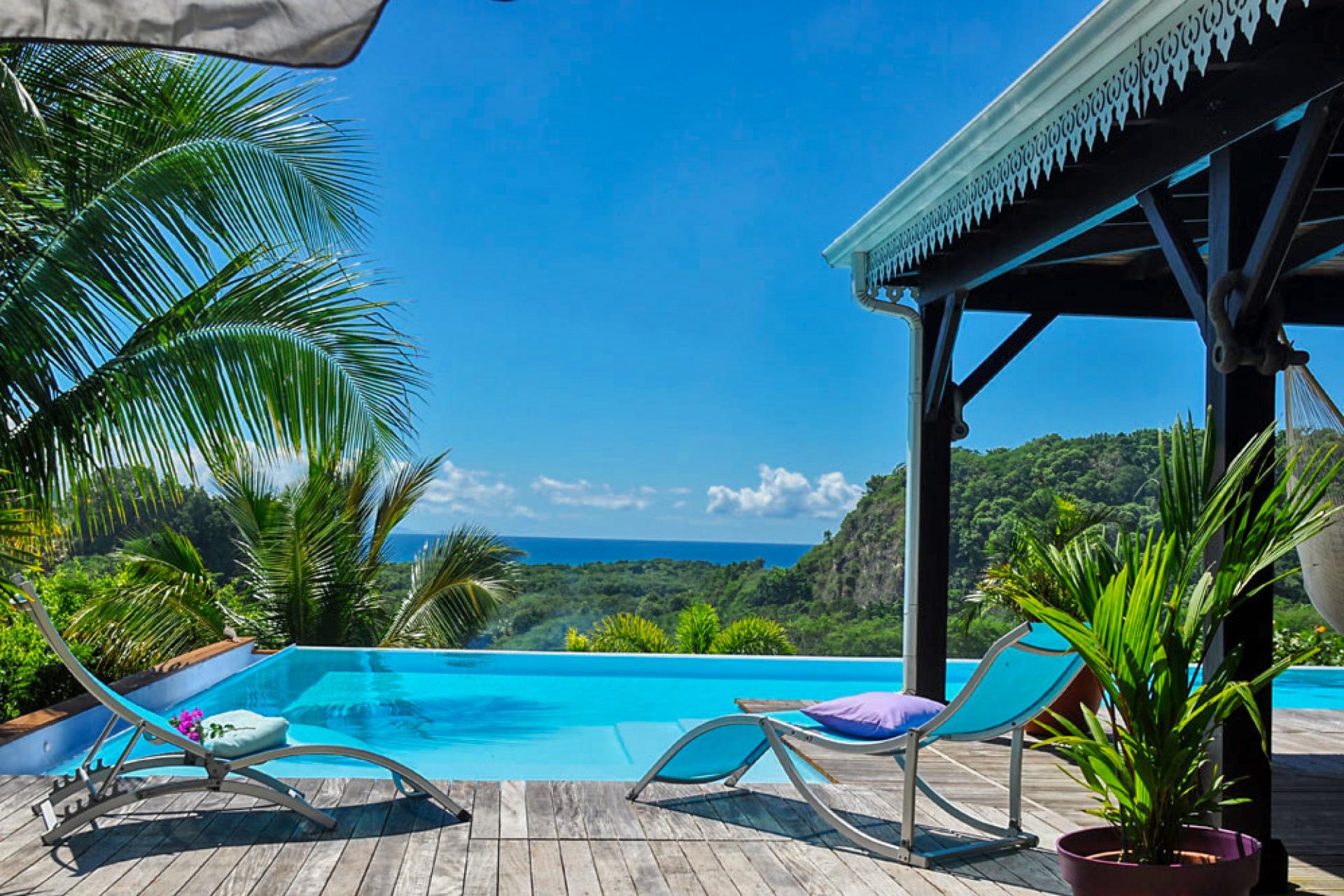 Location villa avec piscine et vue mer 3 chambres 6 personnes Gosier Guadeloupe