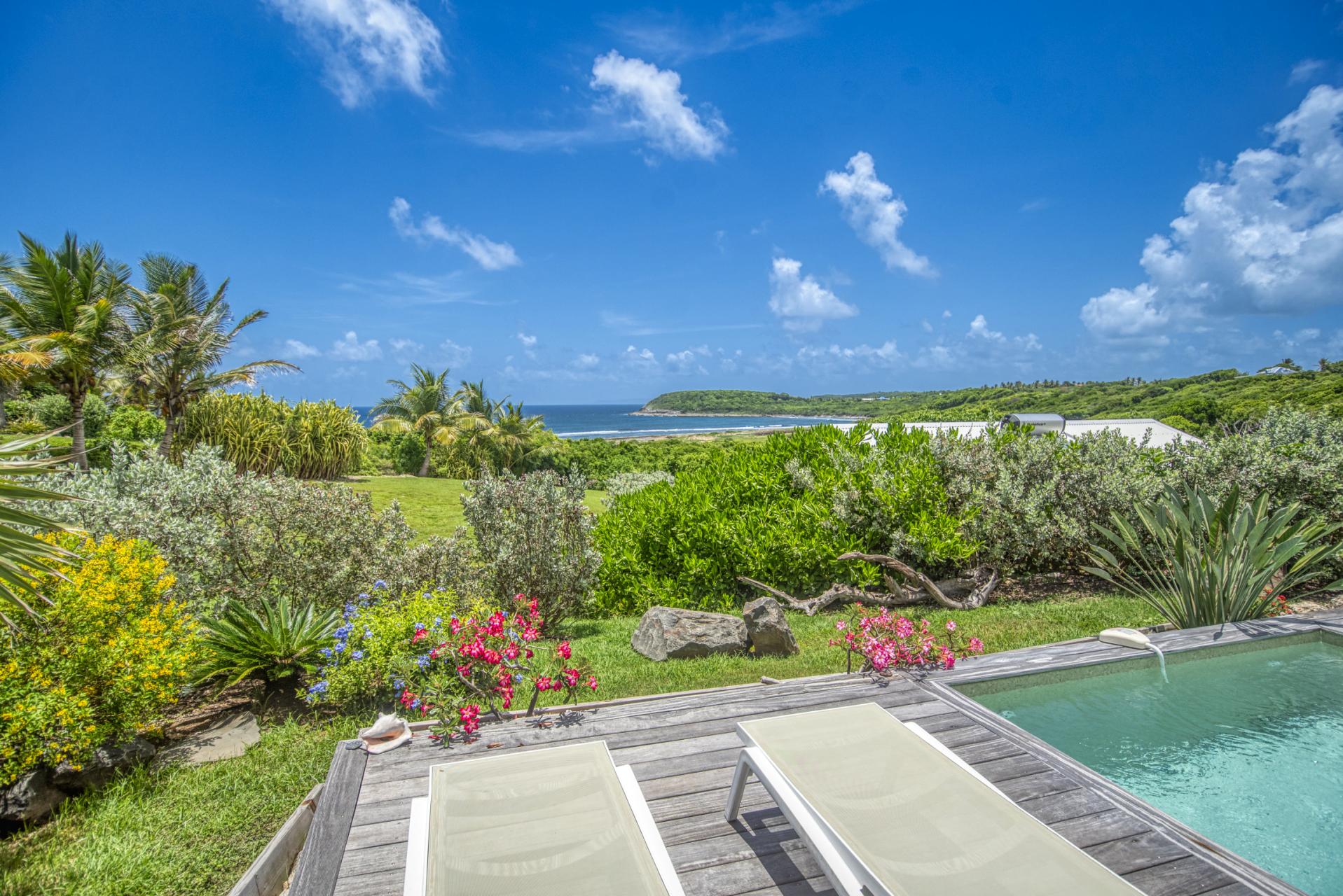 Location villa piscine accès et vue mer Le Moule Guadeloupe_terrasse