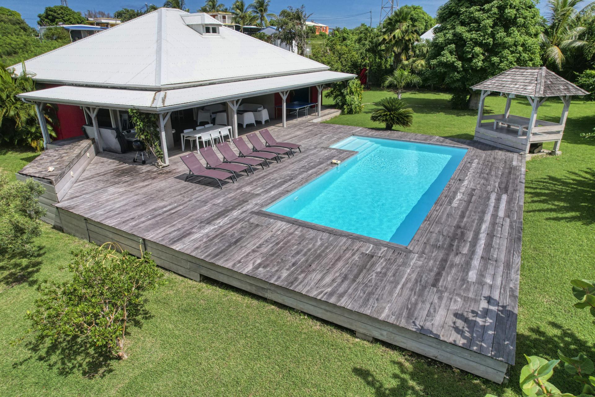Location Villa Sainte Anne Guadeloupe__vue piscine