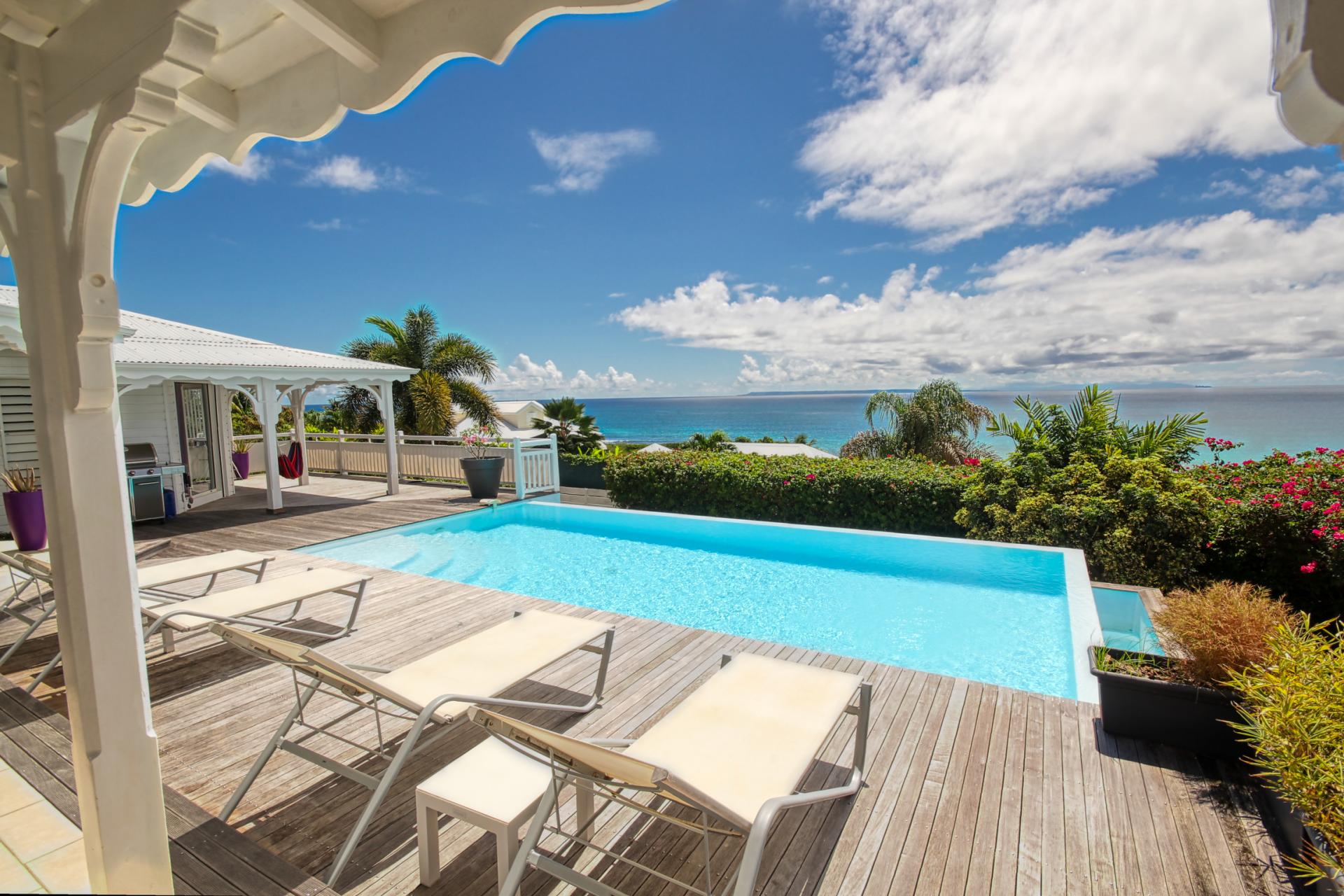 Villa vue mer 180° à louer en Guadeloupe - Vue mer